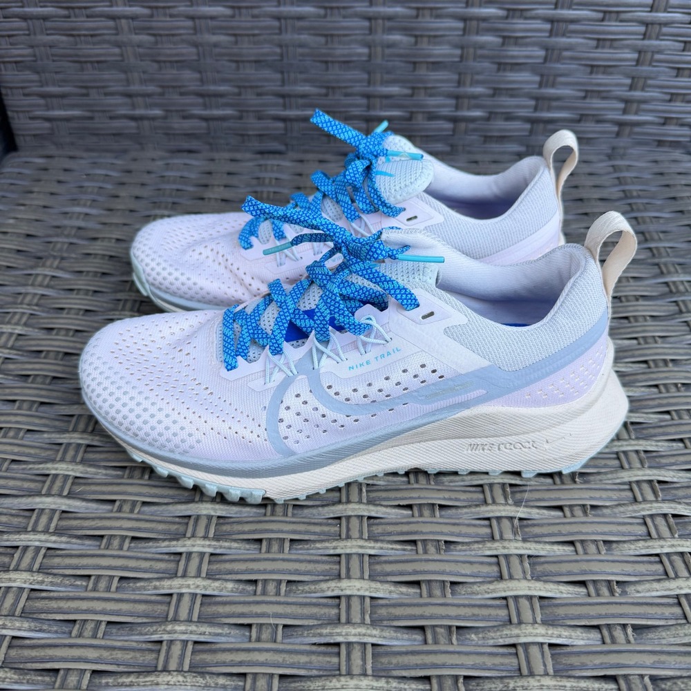 Nike Pegasus Trail 4 Womens Running Shoes Light Violet sz 6.5